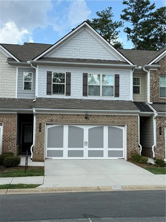 379 Cherryhill Lane Woodstock, GA 30188