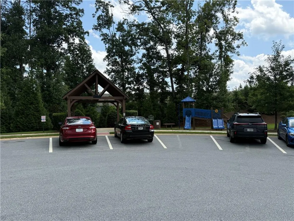 379 Cherryhill Lane Woodstock, GA 30188
