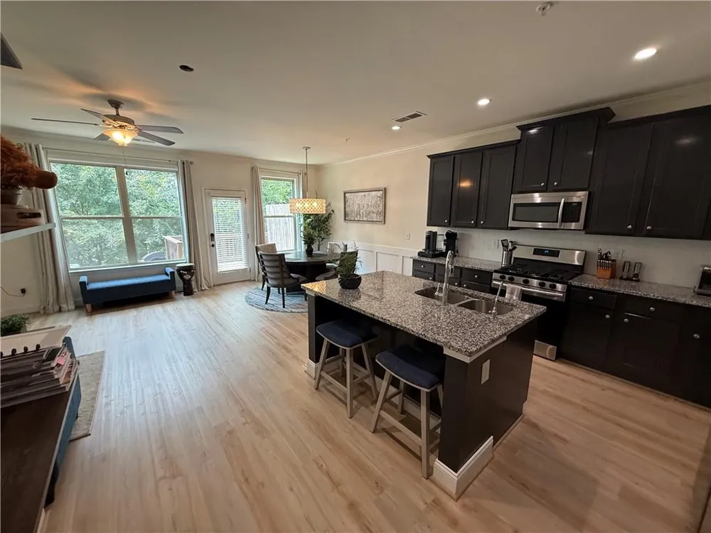 379 Cherryhill Lane Woodstock, GA 30188