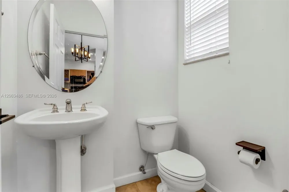 2516 SW 14th Ave #403 Fort Lauderdale, FL 33315