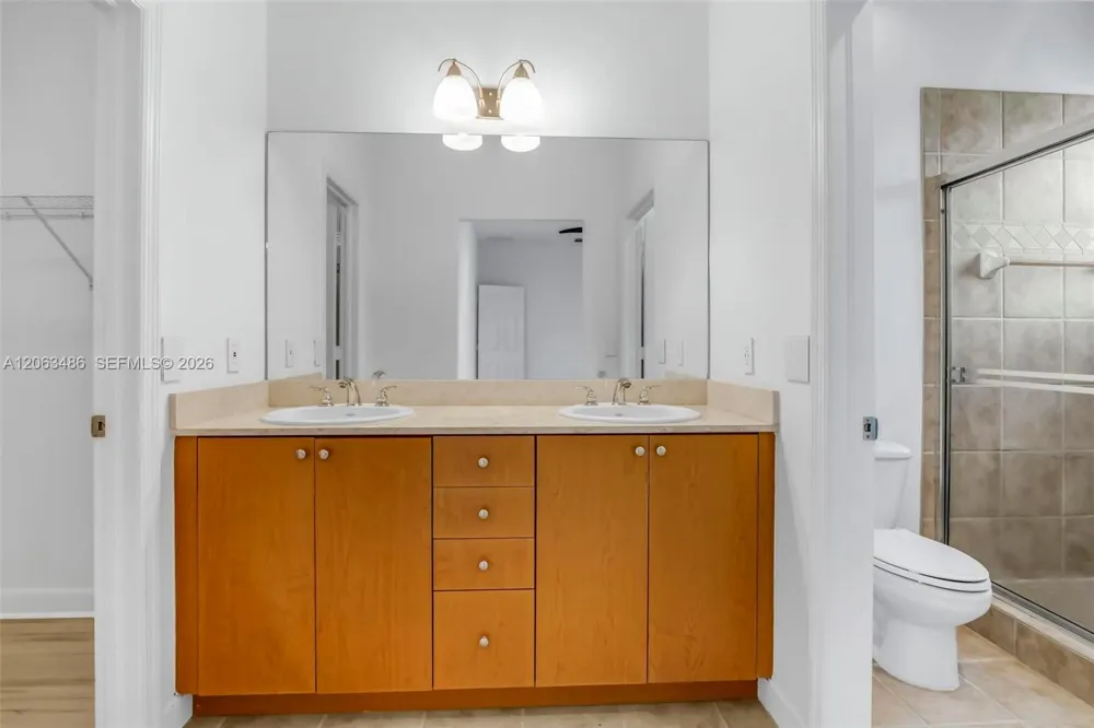 2516 SW 14th Ave #403 Fort Lauderdale, FL 33315