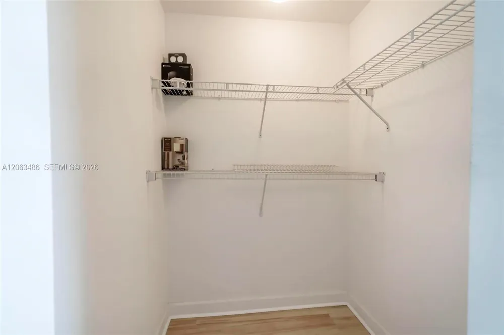2516 SW 14th Ave #403 Fort Lauderdale, FL 33315
