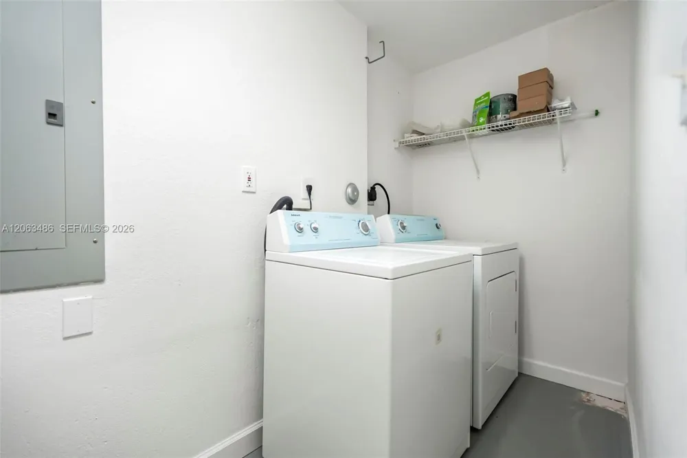 2516 SW 14th Ave #403 Fort Lauderdale, FL 33315