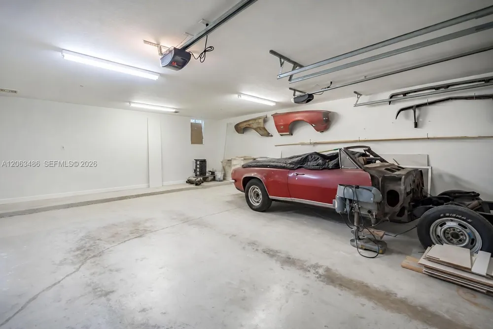 2516 SW 14th Ave #403 Fort Lauderdale, FL 33315