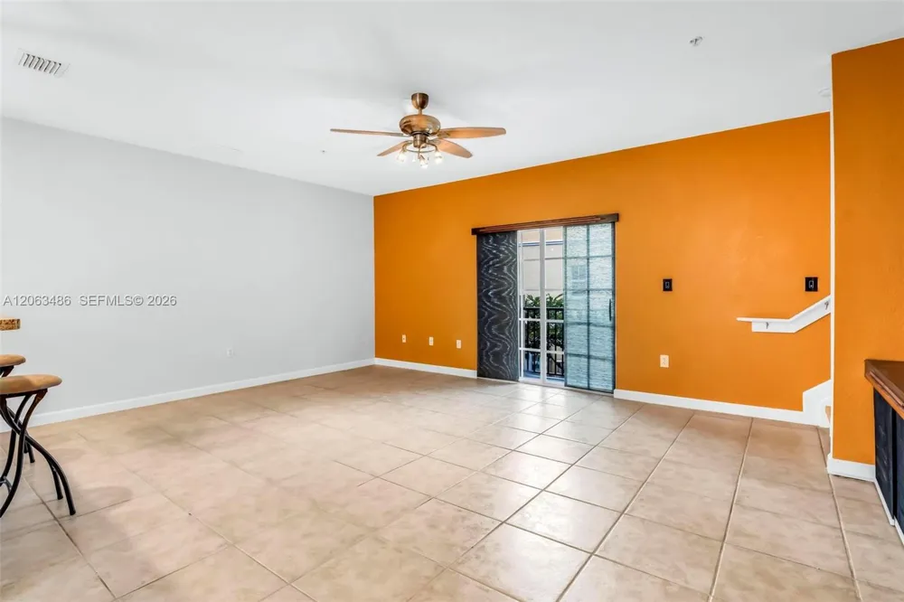 2516 SW 14th Ave #403 Fort Lauderdale, FL 33315