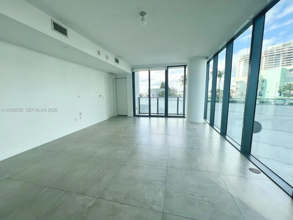 650 NE 32nd St #908 Miami, FL 33137