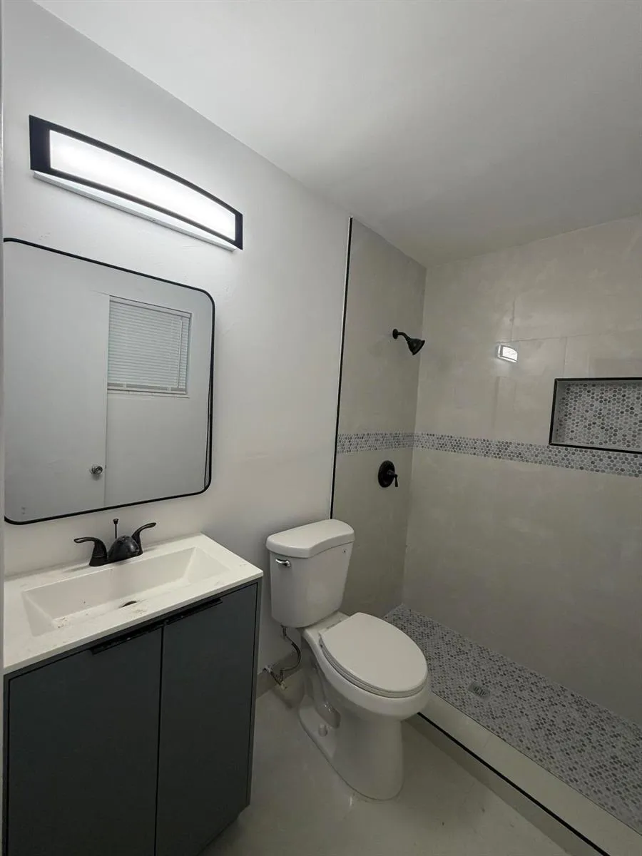 821 SW 62ND AVENUE North Lauderdale, FL 33068