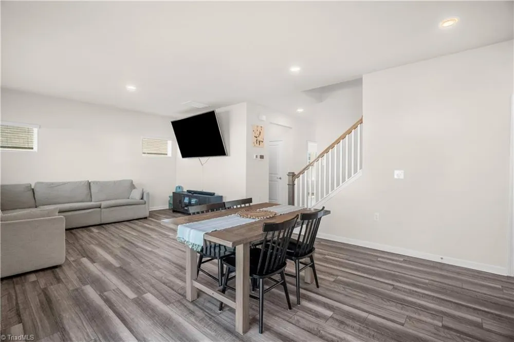 526 Winesap Drive Graham, NC 27253