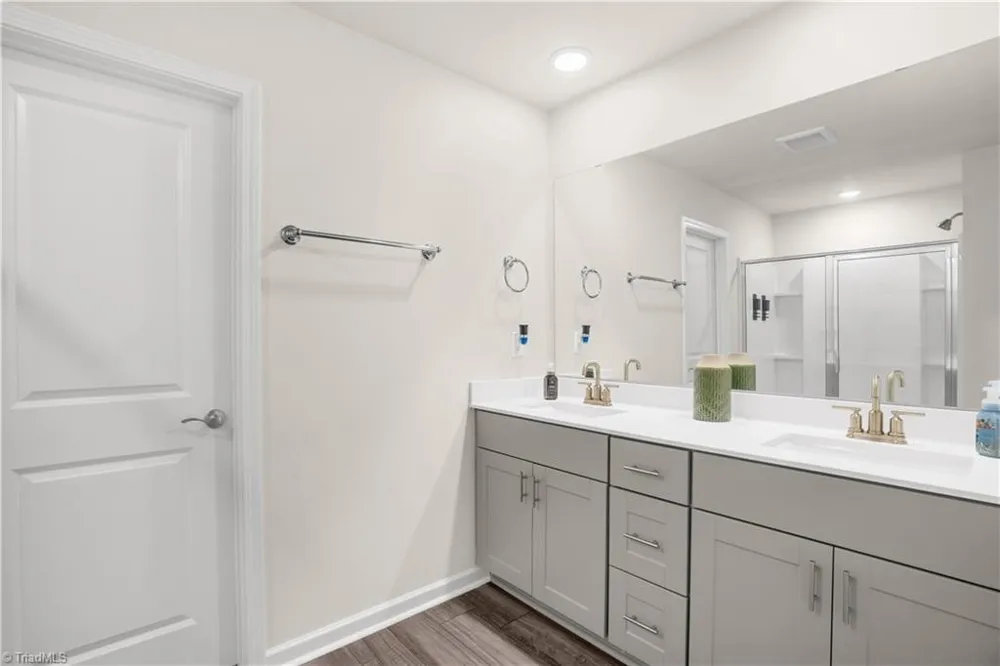 526 Winesap Drive Graham, NC 27253