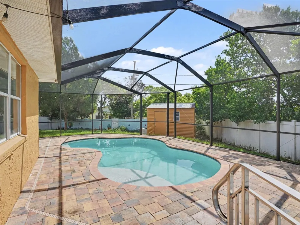 808 CHAMBERLAIN LOOP Lake Wales, FL 33853