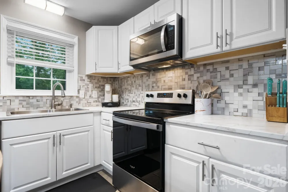 1172 Sunset Court Conover, NC 28613