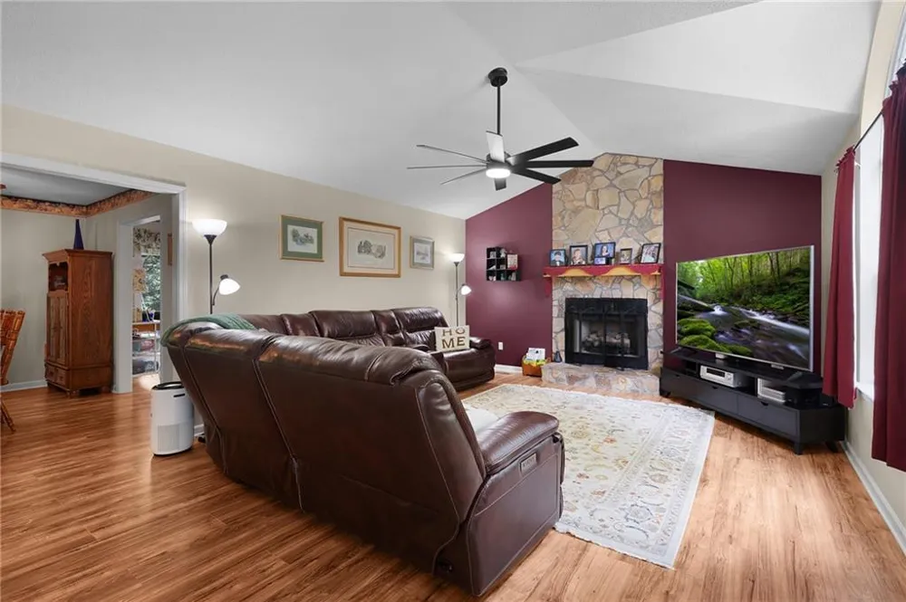154 Honeysuckle Drive SE Calhoun, GA 30701