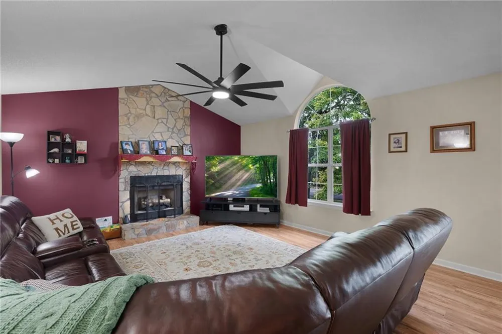 154 Honeysuckle Drive SE Calhoun, GA 30701