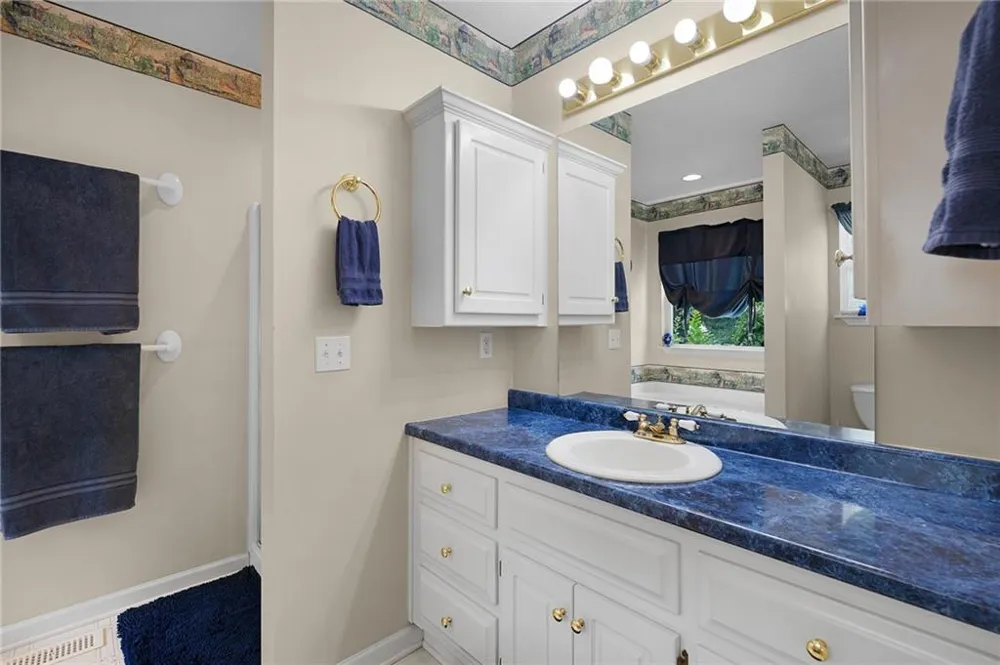 154 Honeysuckle Drive SE Calhoun, GA 30701