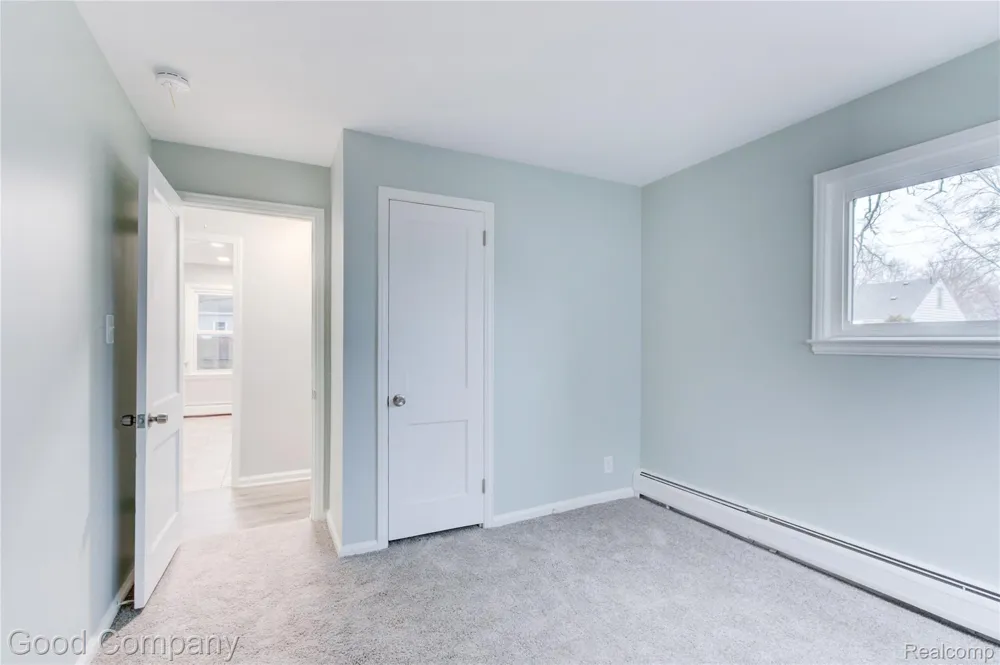 1710 Woodward Heights Ferndale City, MI 48220