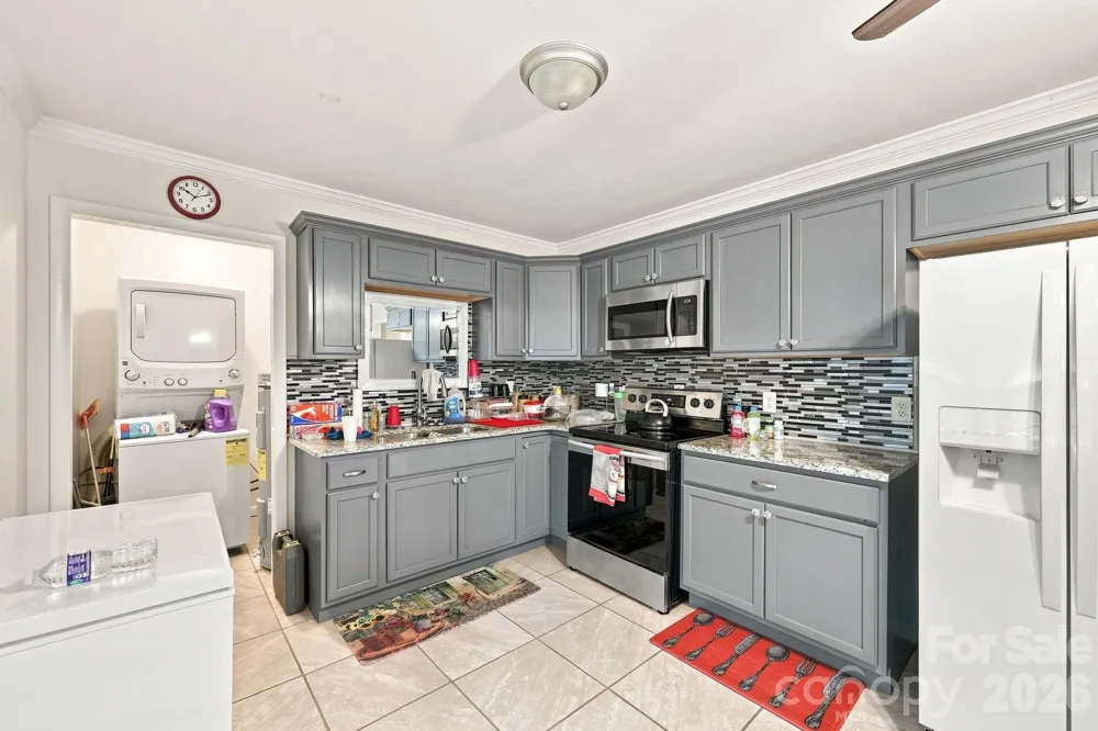 3261 Vardaman Avenue Hope Mills, NC 28348