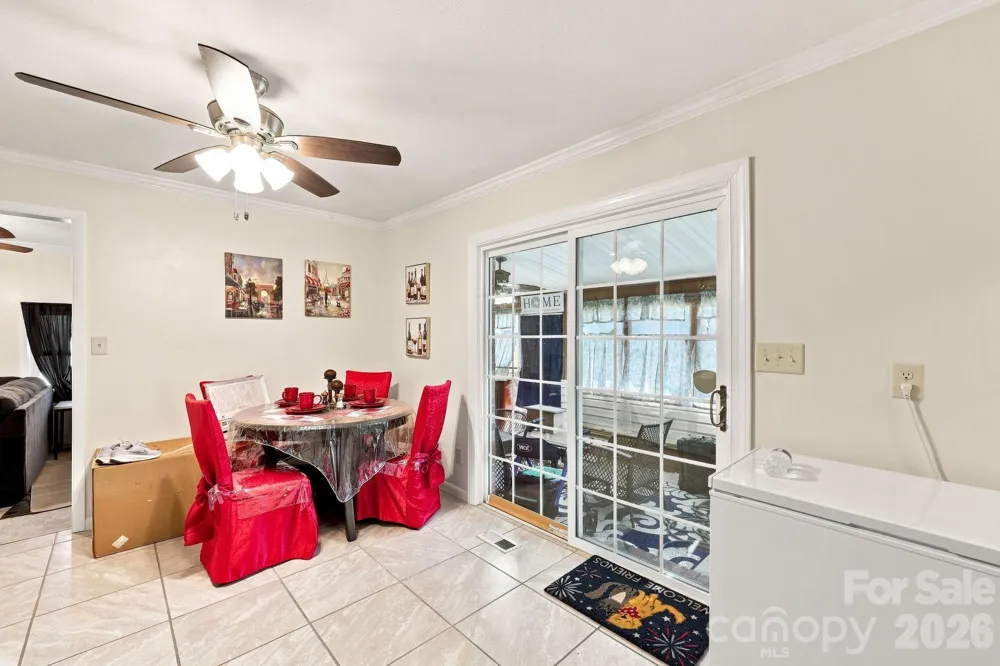 3261 Vardaman Avenue Hope Mills, NC 28348
