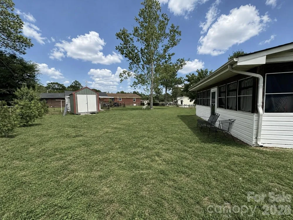 3261 Vardaman Avenue Hope Mills, NC 28348