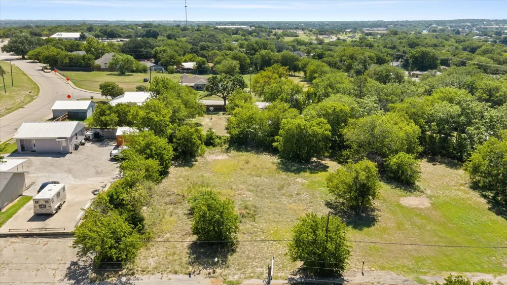721 Houston Street Granbury, TX 76048