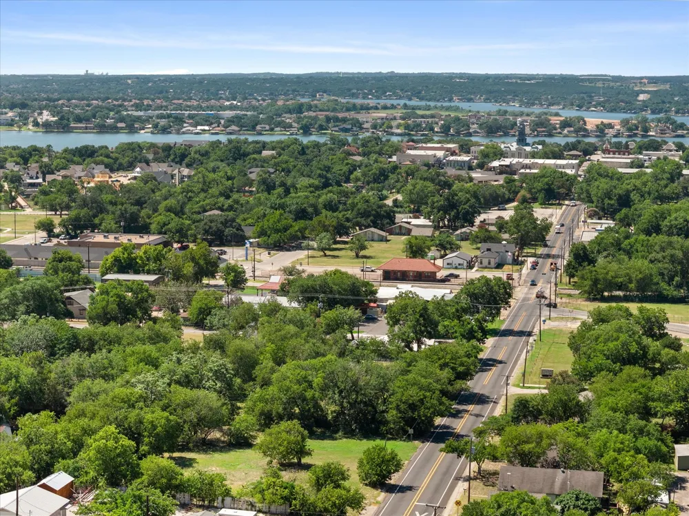 721 Houston Street Granbury, TX 76048