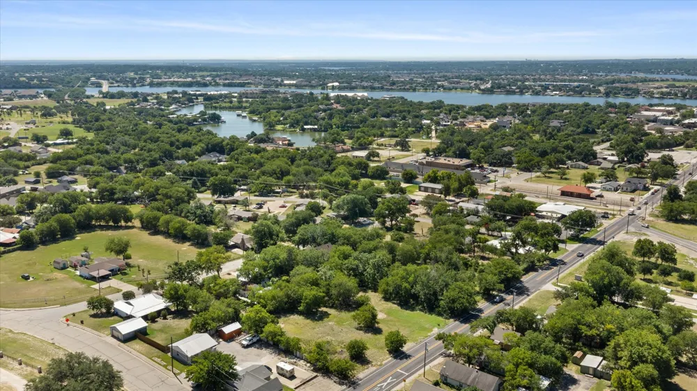 721 Houston Street Granbury, TX 76048