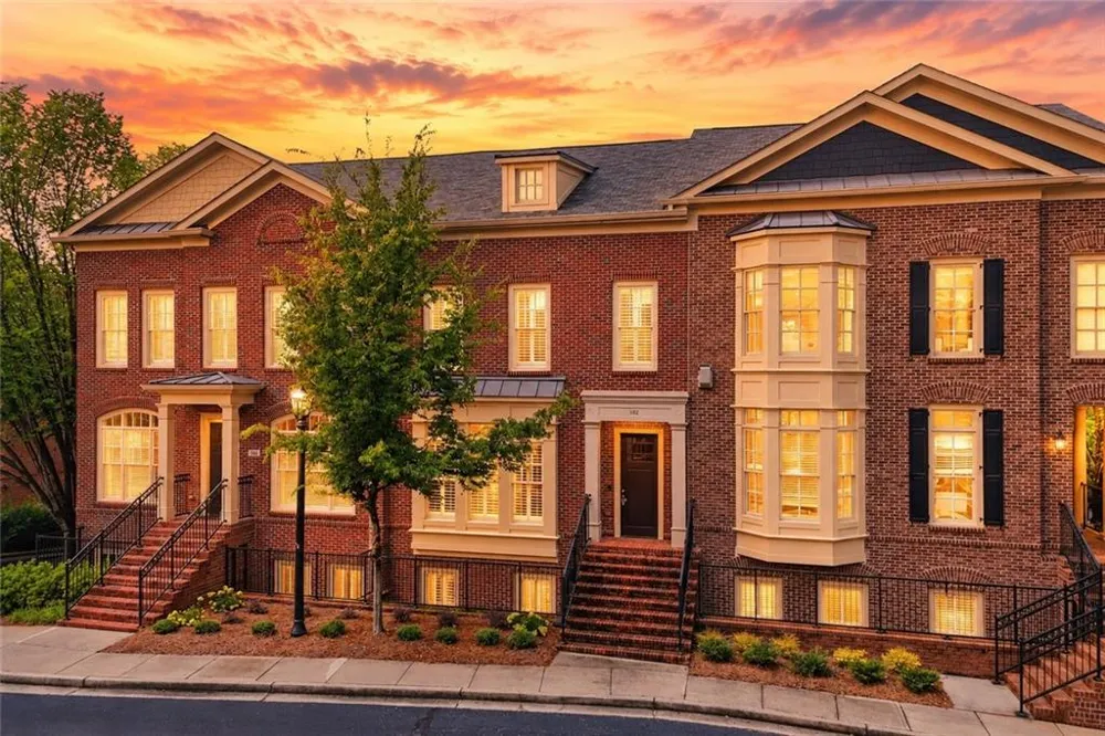 102 Riversgate Drive Sandy Springs, GA 30339