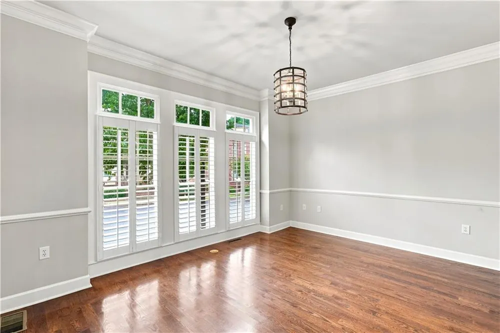 102 Riversgate Drive Sandy Springs, GA 30339