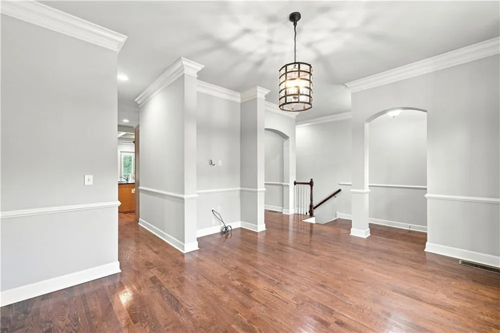 102 Riversgate Drive Sandy Springs, GA 30339