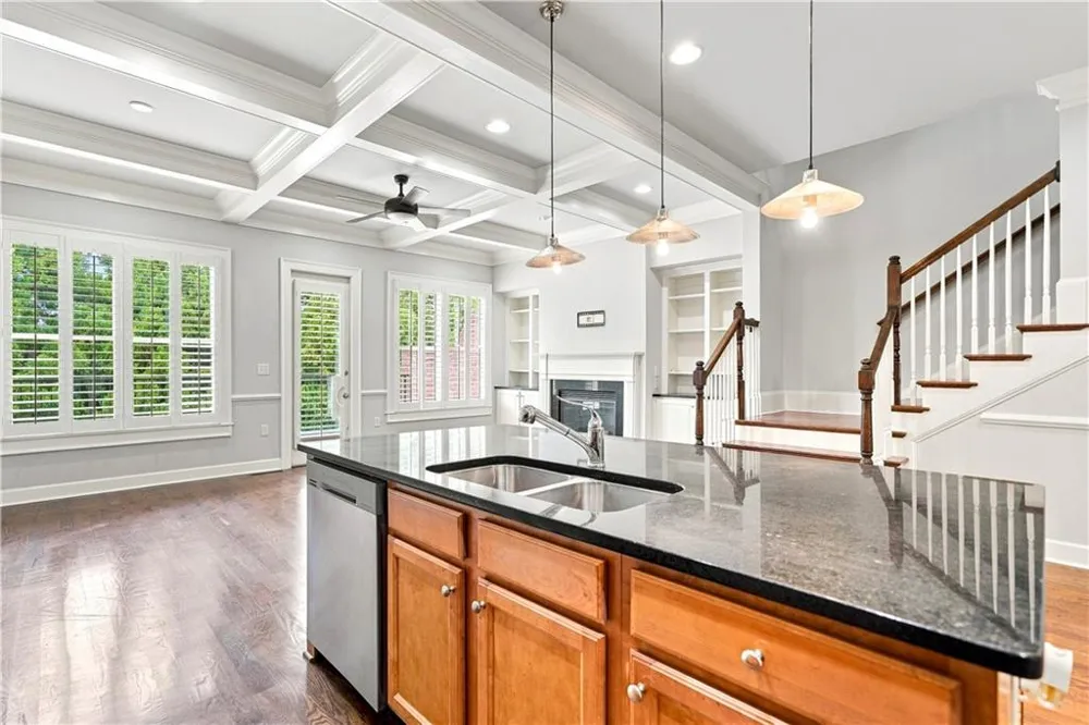102 Riversgate Drive Sandy Springs, GA 30339