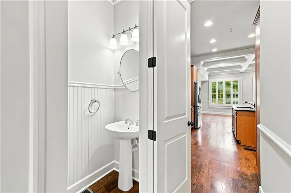 102 Riversgate Drive Sandy Springs, GA 30339