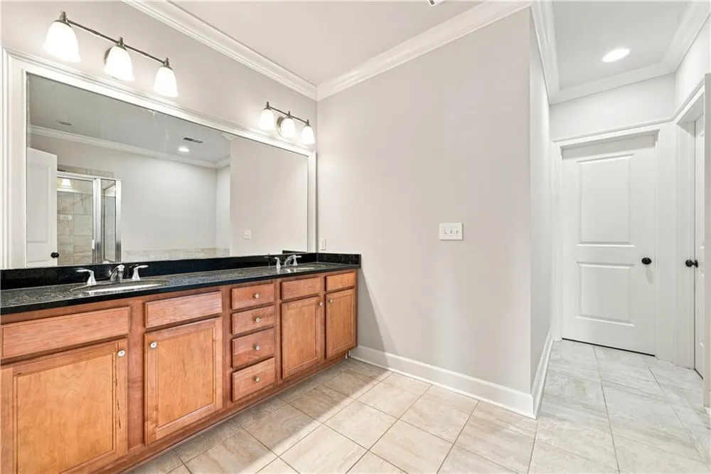 102 Riversgate Drive Sandy Springs, GA 30339