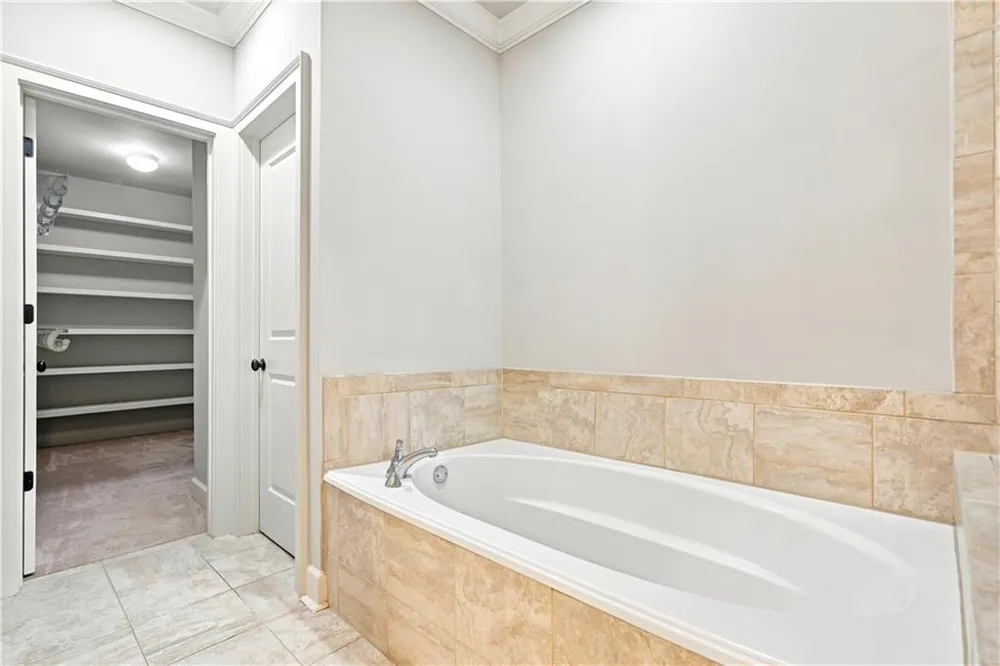 102 Riversgate Drive Sandy Springs, GA 30339