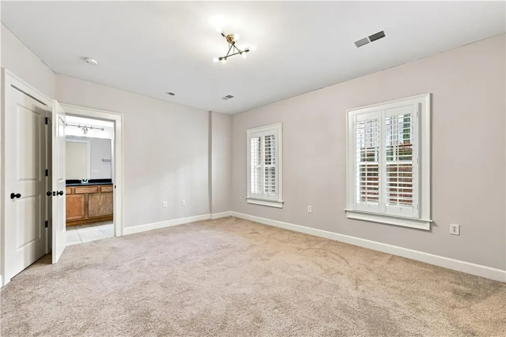 102 Riversgate Drive Sandy Springs, GA 30339