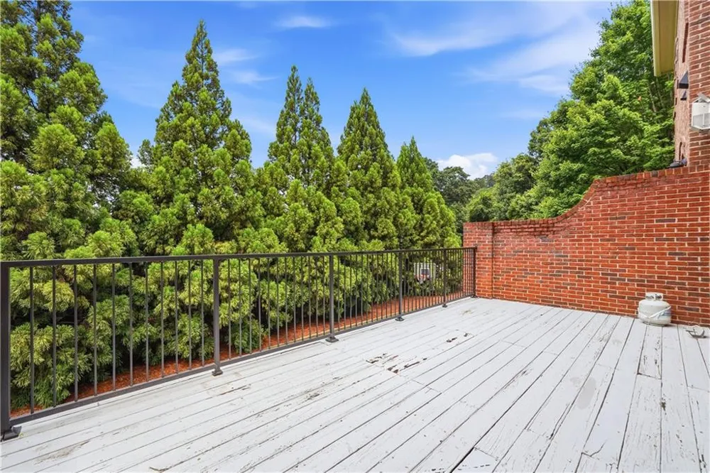 102 Riversgate Drive Sandy Springs, GA 30339