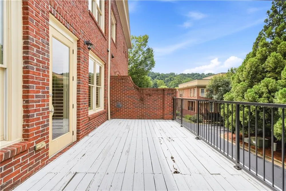 102 Riversgate Drive Sandy Springs, GA 30339