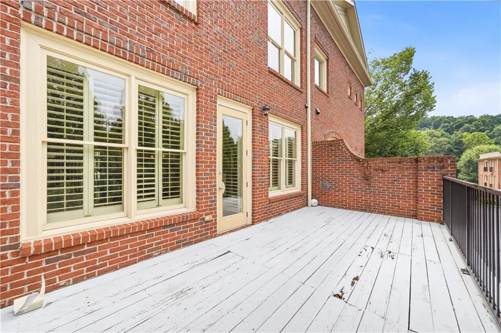 102 Riversgate Drive Sandy Springs, GA 30339