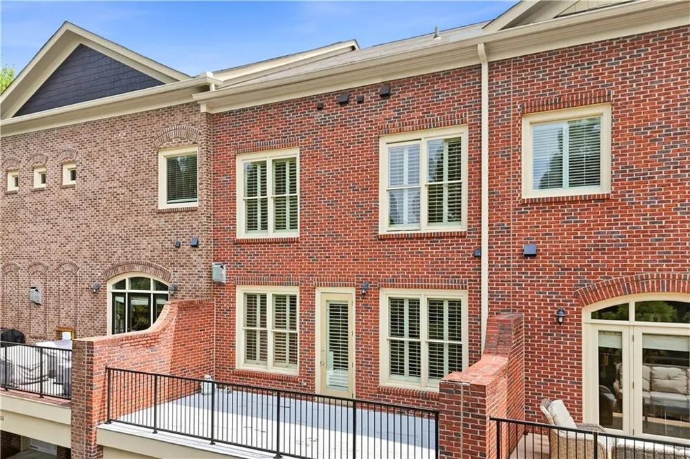 102 Riversgate Drive Sandy Springs, GA 30339