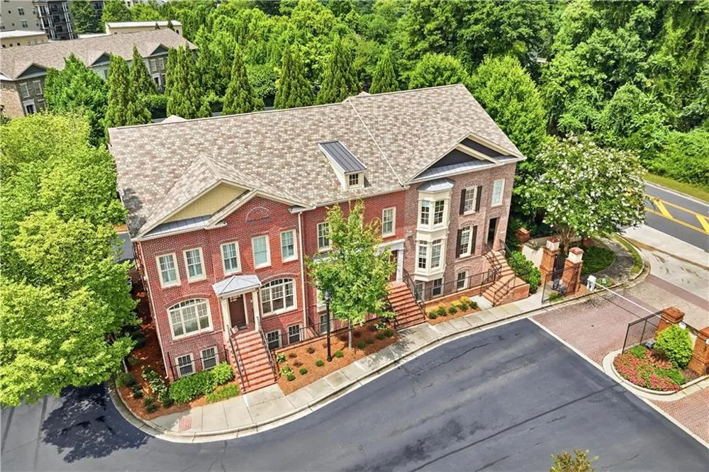 102 Riversgate Drive Sandy Springs, GA 30339