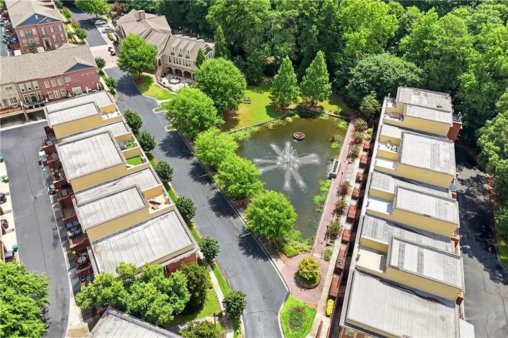 102 Riversgate Drive Sandy Springs, GA 30339