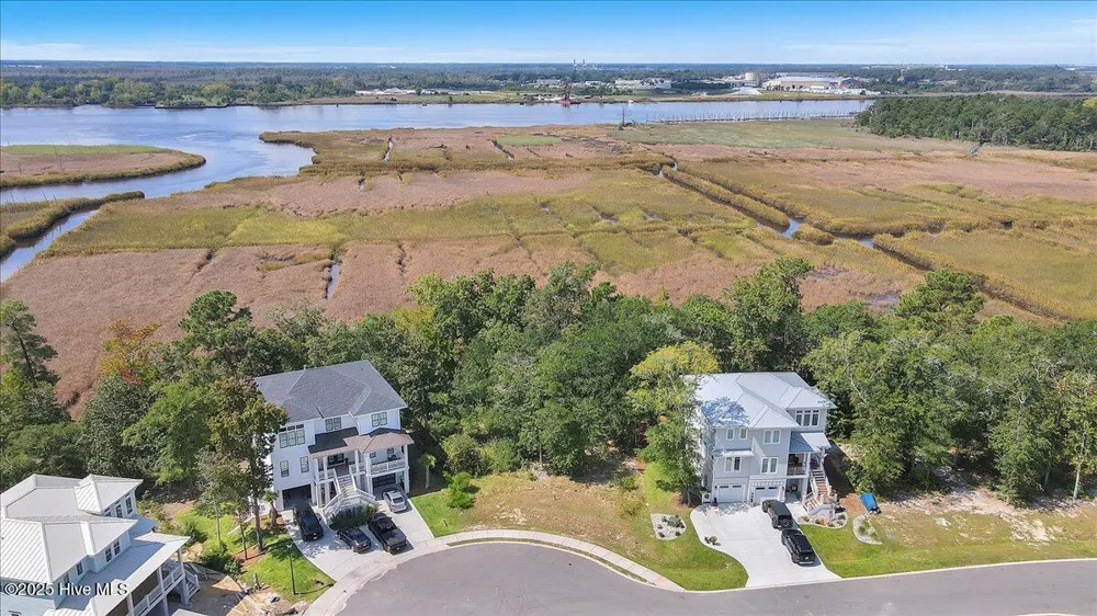 1511 Riverview Terrace Wilmington, NC 28401