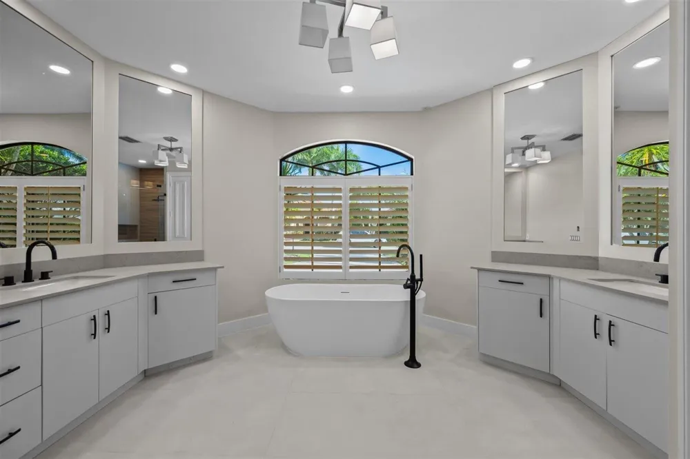 2911 Bent Cypress Road Wellington, FL 33414