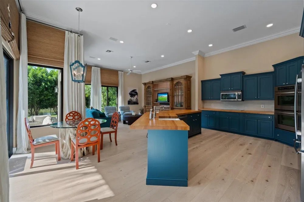 2911 Bent Cypress Road Wellington, FL 33414