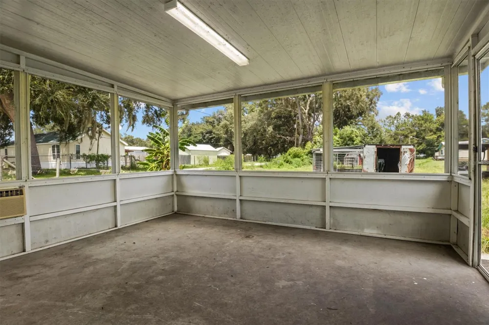 9545 STATE ROAD 33 Polk City, FL 33868