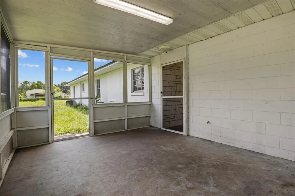 9545 STATE ROAD 33 Polk City, FL 33868