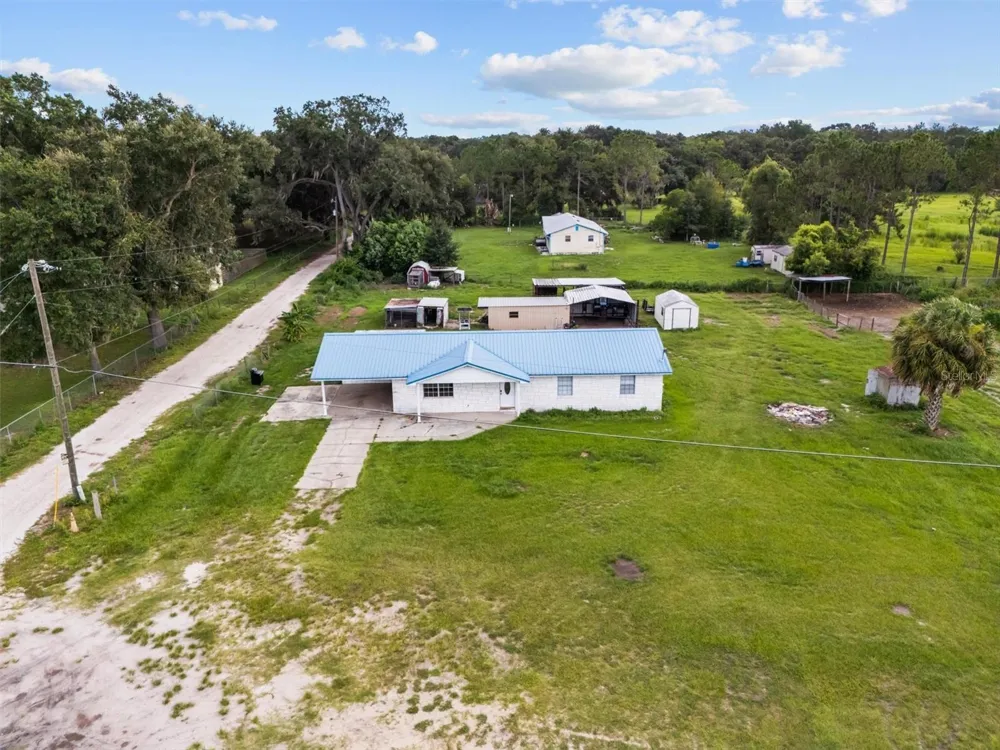 9545 STATE ROAD 33 Polk City, FL 33868