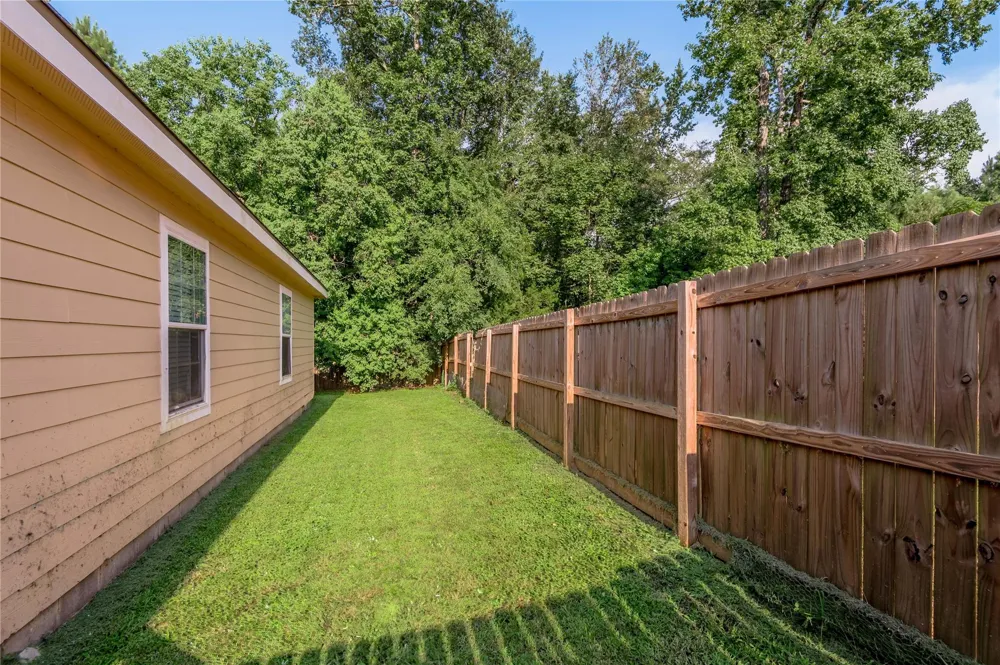 164 Varsity Drive Huntsville, TX 77340