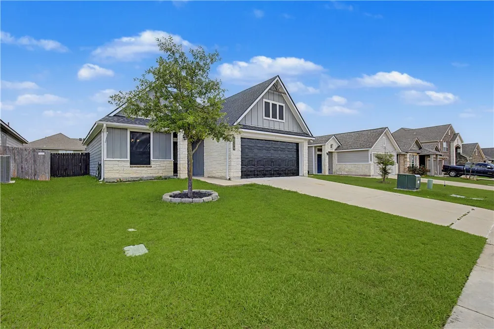 2134 Markley Drive Bryan, TX 77807