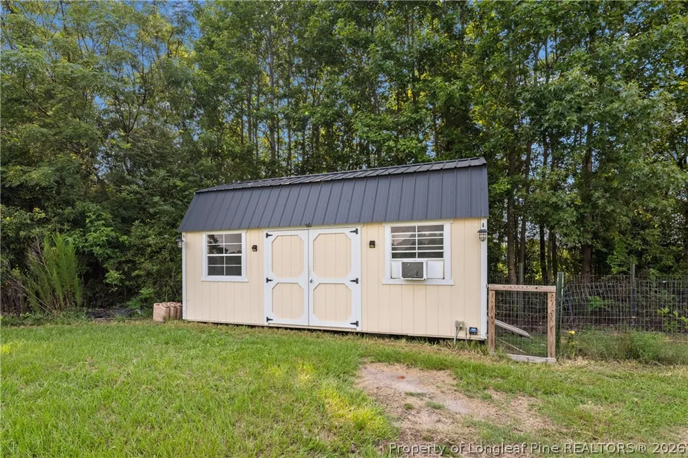 1435 Old Mintz Highway Roseboro, NC 28382