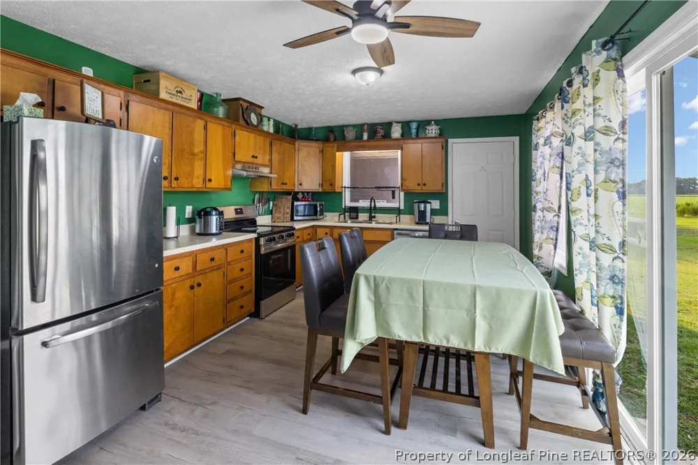1435 Old Mintz Highway Roseboro, NC 28382