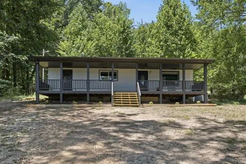 664 Red Hill Valley Road SE